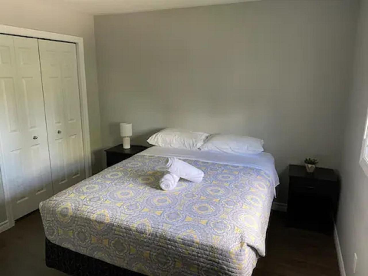 Kingston Comfort Suites - Unit 2 מראה חיצוני תמונה